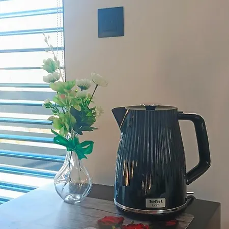 Wakacyjna Pokusa Lejlighed